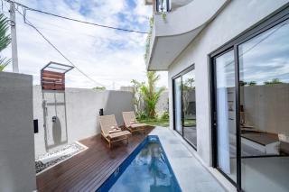 Casa Dos 2BR Modern Minimalist Villa in Canggu - 4