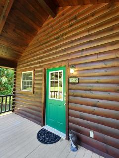 Cozy Riverside Cabin Retreat Near New River, Virginia - Galax - 1