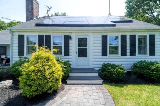 Family Vacation Rental Near Old Silver Beach, Massachusetts - North Falmouth - 0