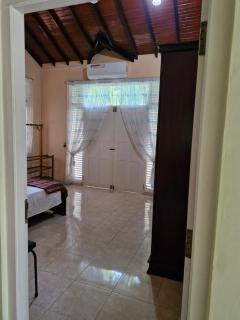 Rose villa - - 2