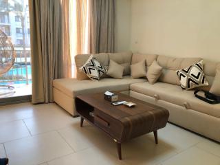 Classy pool view 2 bedrooms chalet in Marassi - El Alamein - 4