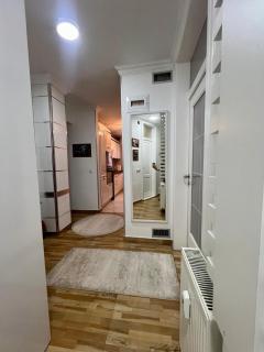 SunnyHill Apartment Ideal for Families & Groups - Pristina - 8