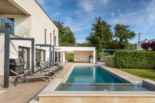 Villa Luce Verde by Villsy - 6