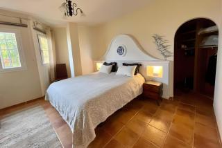 Beautiful House With Splendid Sea - La Herradura - 1