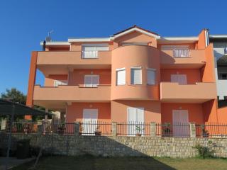 Sea view apartment with balcony - 1