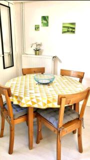 Superbe T2 avec Terrasse face au parc des fontaines - 1