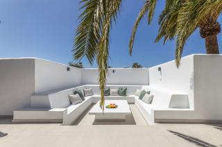 Bellagio Luxury Retreat with Private Heated Pool & Chic Interiors - 6