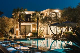 Giardino Lux Apartments - 9