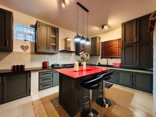 4-Bedroom Villa 12mins Walk to Beach - SV140 - Mont Choisy - 8