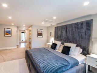 5 Bed Villa-Sleeps 10-Hot Tub-Bar & Pool table - 8