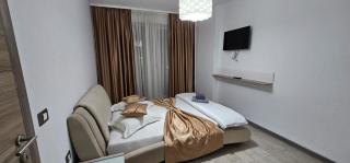 Mamaia Nord Promenada - Beach Pool si Spa Resort langa plaja - 8