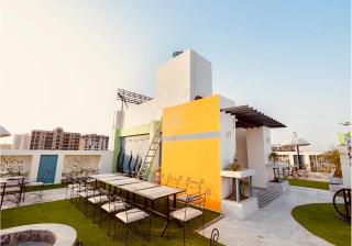The Lighthouse Resort With Swimming Pool- Best Selling Resort In Agra Near Taj Mahal - Agra - 1