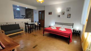 Struttura n 3-MyAssisiSuite-All'Ombra di Santa Chiara-Piano Terra 2 ingressi 3 camere 2 bagni DOCCIA E IDROMASSAGGIO-Centralissimo-Ristrutturato Perfetto - Assise - 3