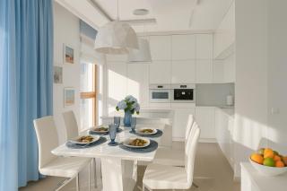 Blue Seaside Apartment - 9