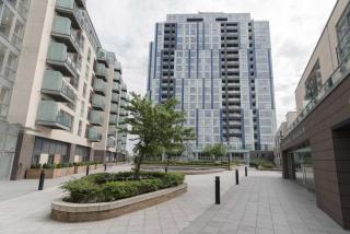 Stylish 2BR Serviced Apartment by Ellbee Apartments - Hemel Hempstead - 4