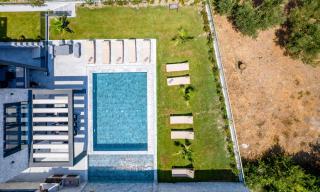 Royal Retreat Villa - 2