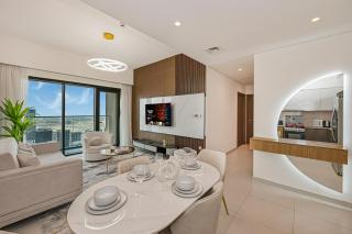 Golden Stays - Sky High 2BR I Burj Khalifa Views & Mallside Charm I Dowtown Dubai - 5
