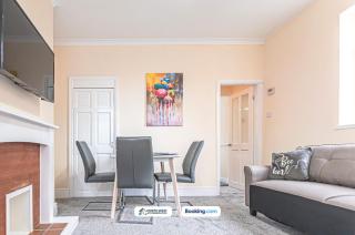 3BR House in Manchester, Free Wifi, Parking, Ideal for Contractors - Manchester - 6