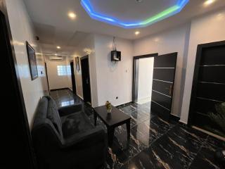 Dsign Apartment And Lounge - Okunola - 6
