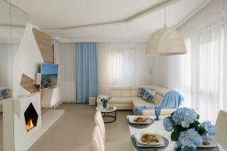Blue Seaside Apartment - 7