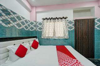 Hotel O Gaurav International - 2