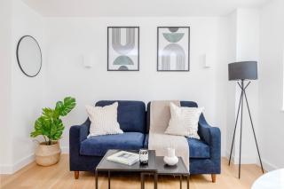 BnBNova - Fitzrovia with Balcony - London - 5
