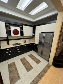 Cozy Apartment with a Great Location - 7