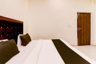 Hotel O KAILASHA INN - 1