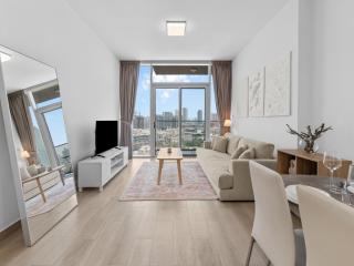 Bright 1 Bedroom Apartment with JVC open view - 4