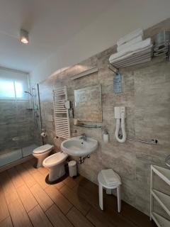 Hotel Riva e Mare - Rimini - 8