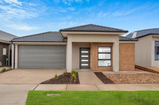 Emmanuel Retreat-Specialist Home in Wyndam Vale - Wyndham Vale - 0