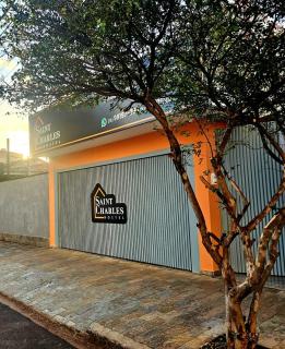 Saint Charles Hostel - 8