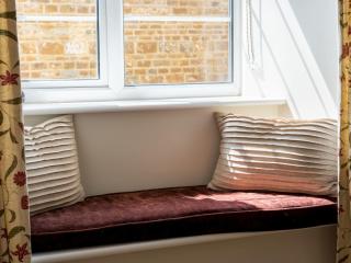 Charming 2 Bed Cottage in the Heart of Adderbury Pass the Keys - 2