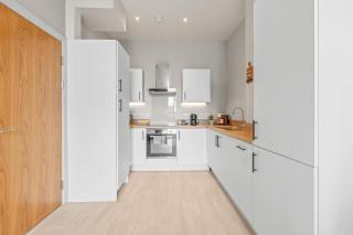 Modern & Relaxing 1-bedroom Flat in Central Leeds by PureStay - 5