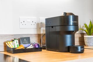 Modern & Spacious 1 Bedroom Flat in Central Leeds by PureStay - Central Station - 2
