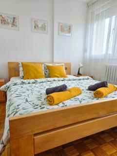Boulevard apartment RentiGo - Novi Sad - 3