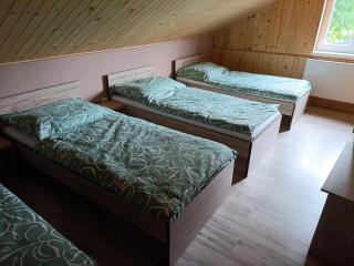Chata na hradzi - Lekárovce - 9