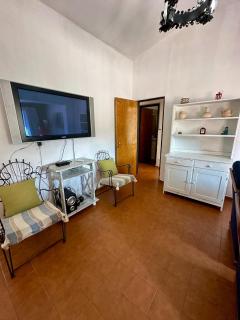 Hermosa Casa en el Centro, con Cochera - Villa Carlos Paz - 3