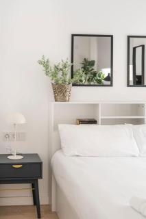 VLC Host - Recaredo Apartments - 5