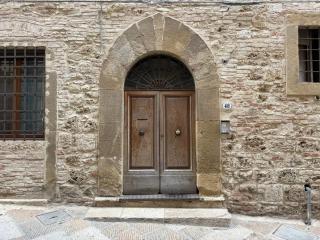 Tuscany Saloon - Historical centre - 8