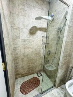 Lovely's studio apartment - 4
