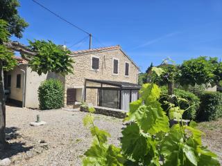 Maison en pierre pour 4 personnes en plaine nature à FOURNES - SIRAN - La Livinière - 0