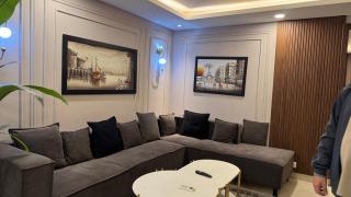 Gold Crest Elite Skyviews Apartments -Designer Interiors And Mall Access - Lahore - 5