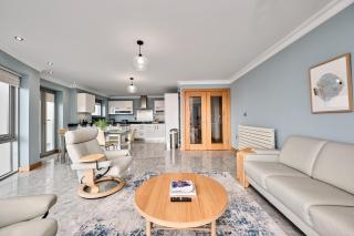 Harbour Heights - Escape Ordinary - Portstewart - 1