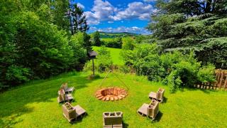 Wochenend Ferienhaus mit tollen Ausblick in die Bucklige Welt - - 9