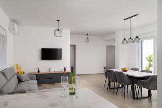 Villa Cell by Istrialux - 2