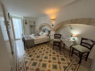 Palazzo Acquaviva - 9