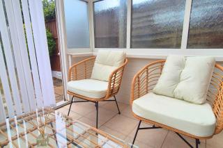 2 Bed Tamebridge and Bescot Train Station M5 M6 J9 and J7 - 3