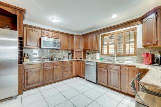 Near Golfing and Preserves Home in West Palm Beach - 6