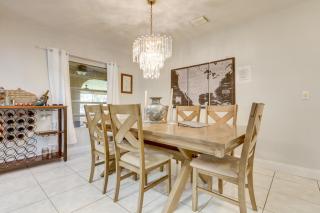 Near Golfing and Preserves Home in West Palm Beach - 2